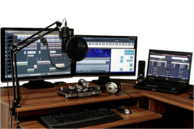 Mac vs PC? What's Right For Your Studio?